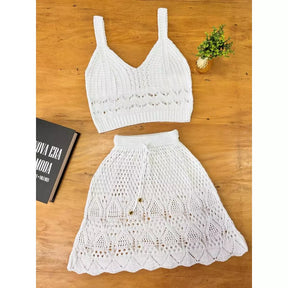 Conjunto Saída de Praia Feminina Tricô Verão 2025 Saia e Top Rendado Crochê Tendência